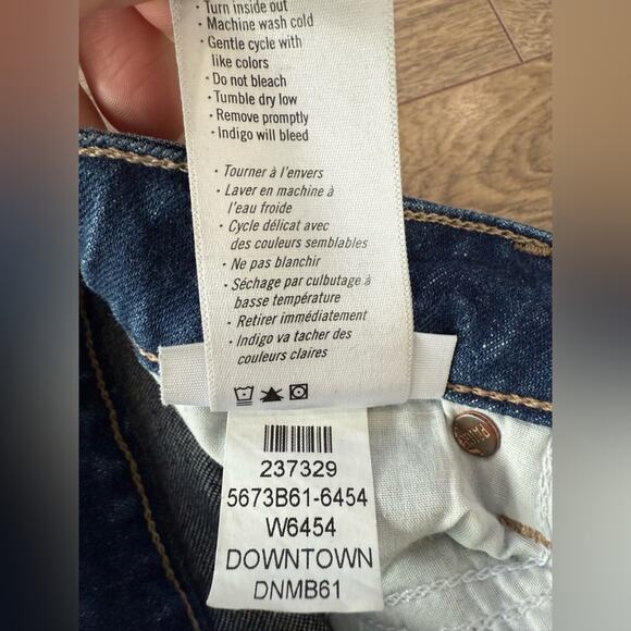 Paige Sarah Slim Jeans In Downtown Wash Size 25 - Picture 9 of 12